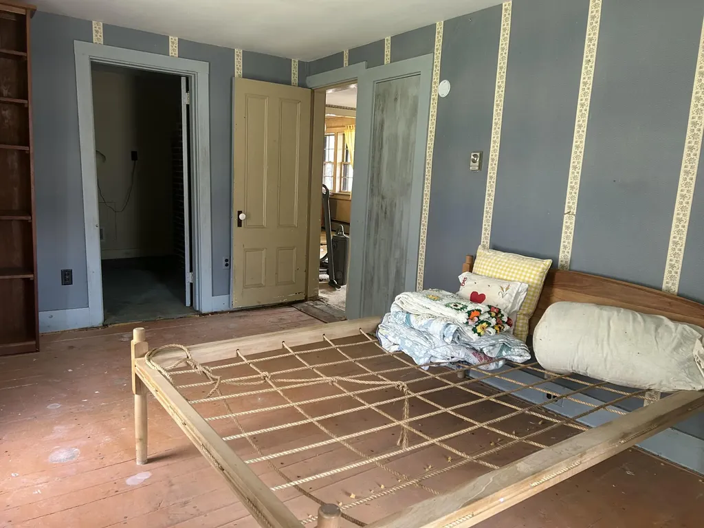 193 Coastal Road Brooksville ME 04617