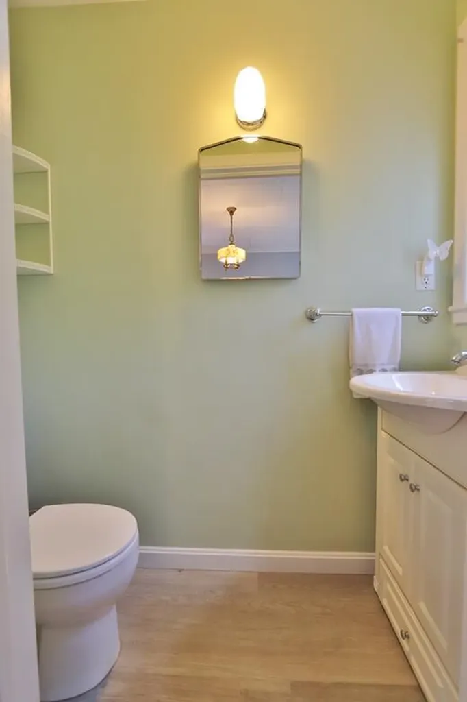 59 Summer Street Hampden ME 04444
