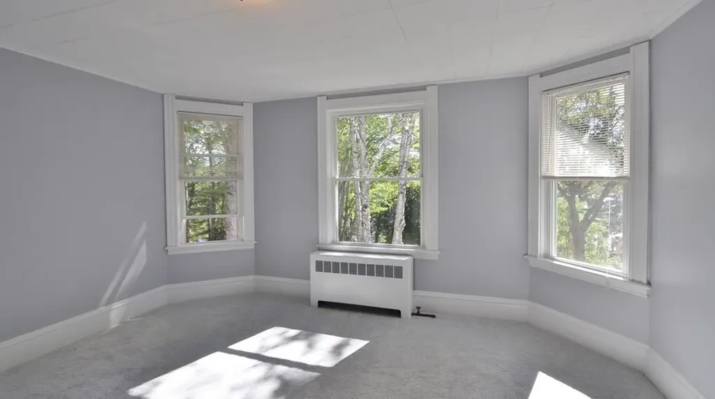 59 Summer Street Hampden ME 04444
