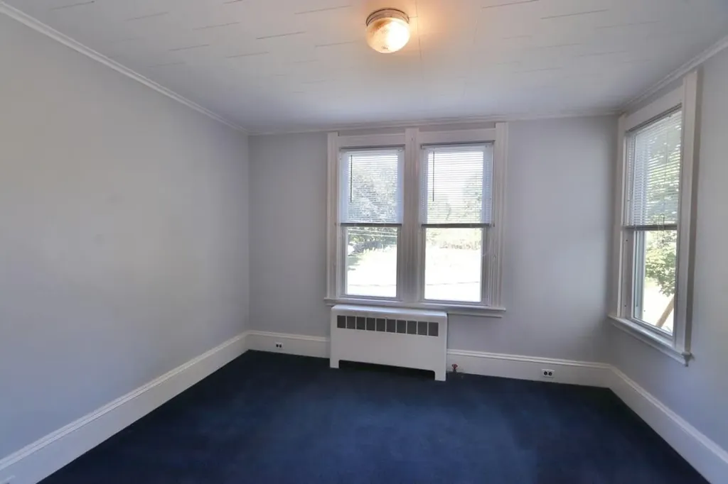 59 Summer Street Hampden ME 04444