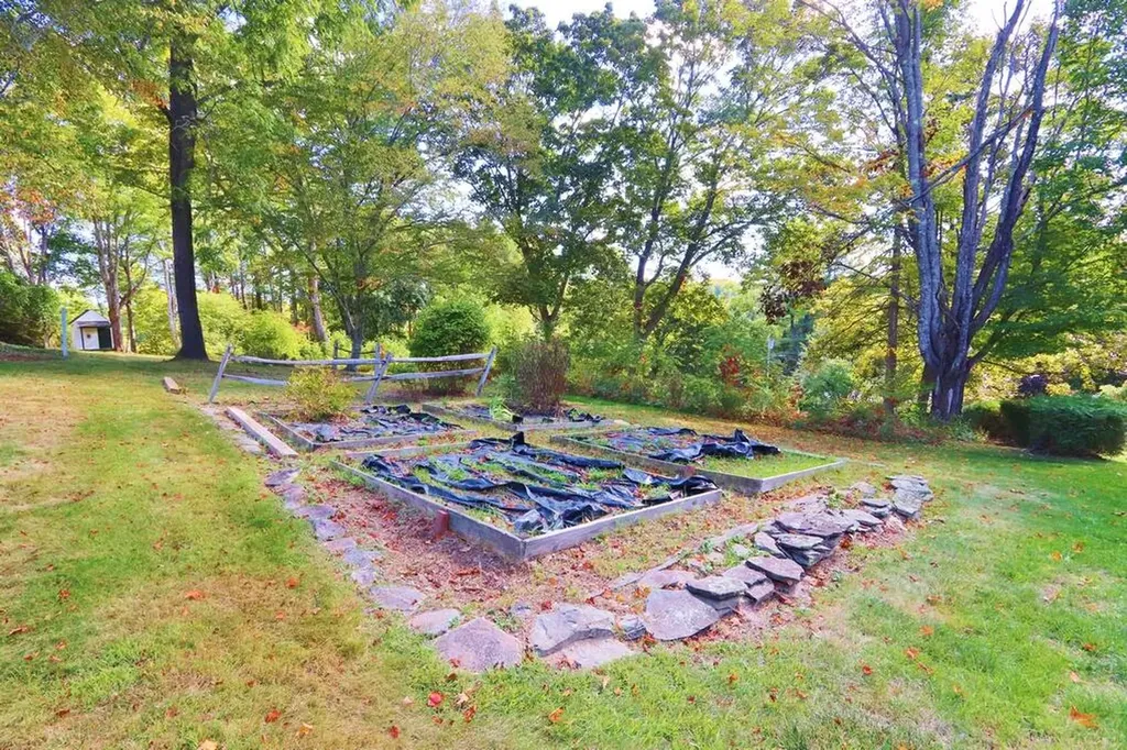 59 Summer Street Hampden ME 04444