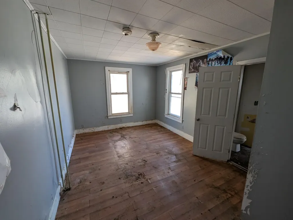 113 7th Street Auburn ME 04210