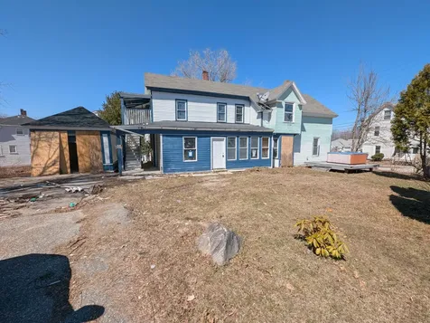 113 7th Street Auburn ME 04210
