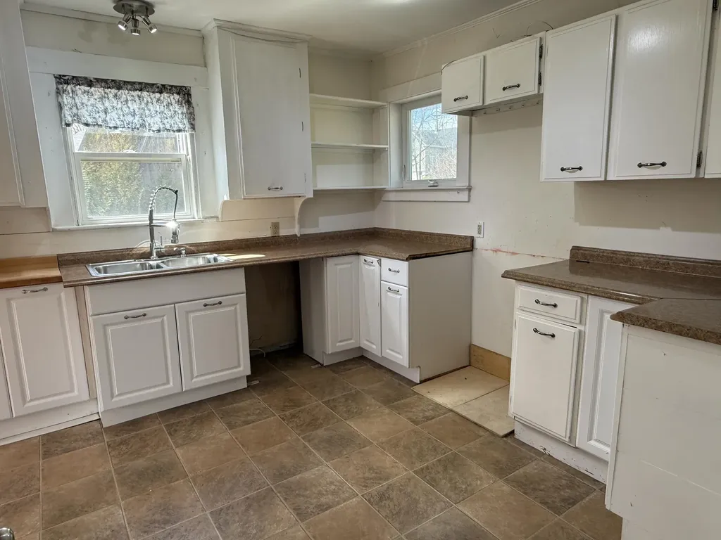 37 Hamlin Street Orono ME 04473