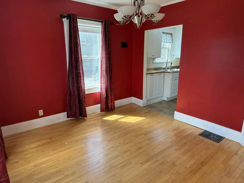 37 Hamlin Street Orono ME 04473