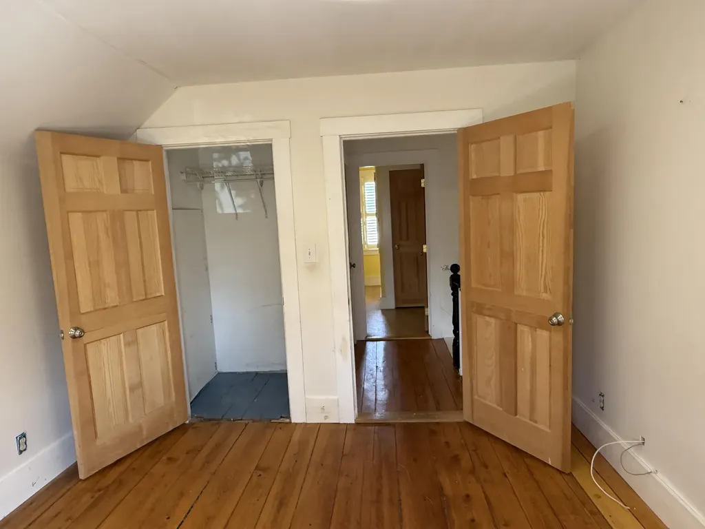 37 Hamlin Street Orono ME 04473