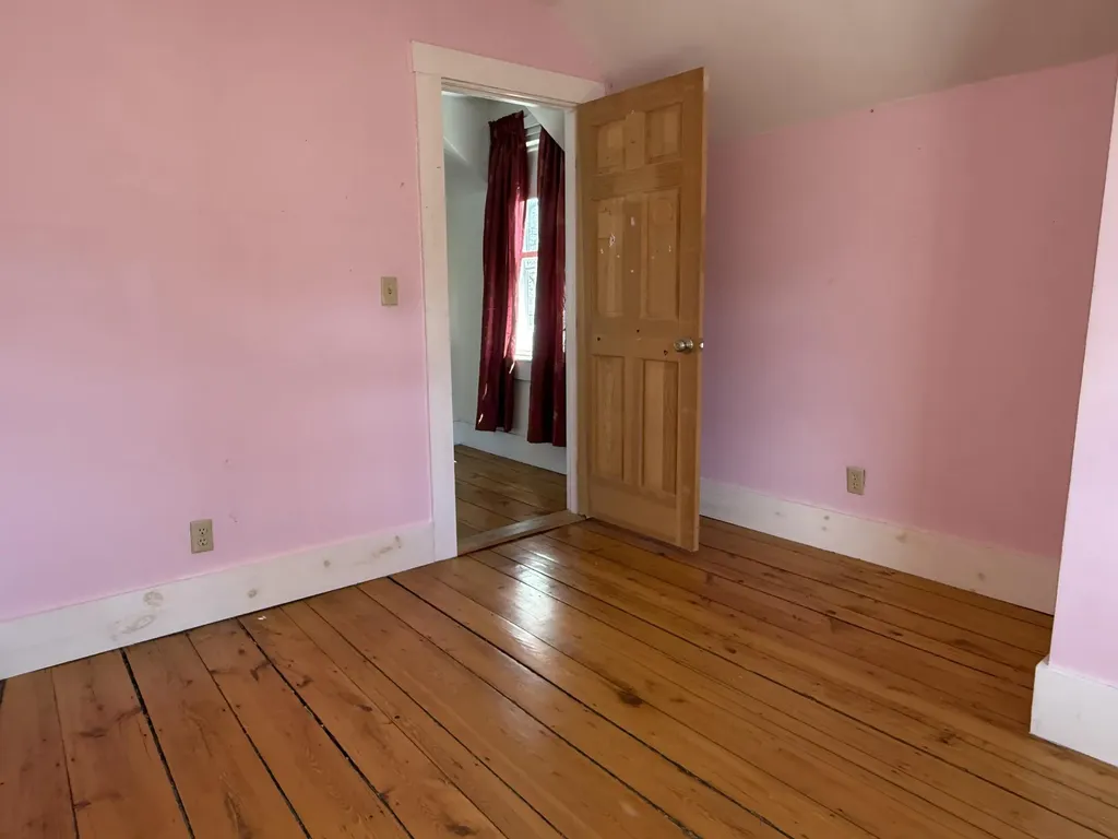 37 Hamlin Street Orono ME 04473