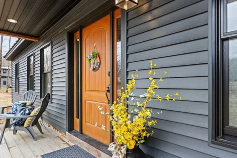 10 Dandelion Rock Lane Belgrade ME 04917