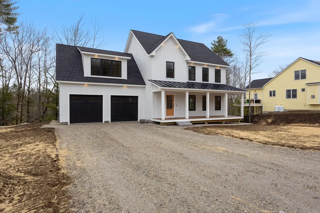 60 Woodbrey Lane Standish ME 04084