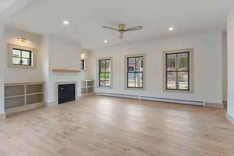 60 Woodbrey Lane Standish ME 04084