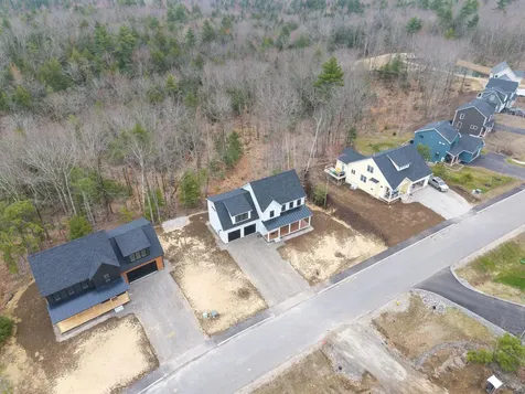 60 Woodbrey Lane Standish ME 04084