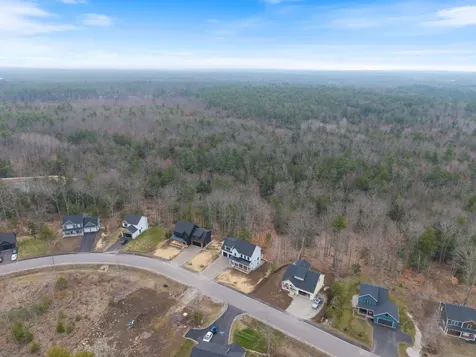 60 Woodbrey Lane Standish ME 04084