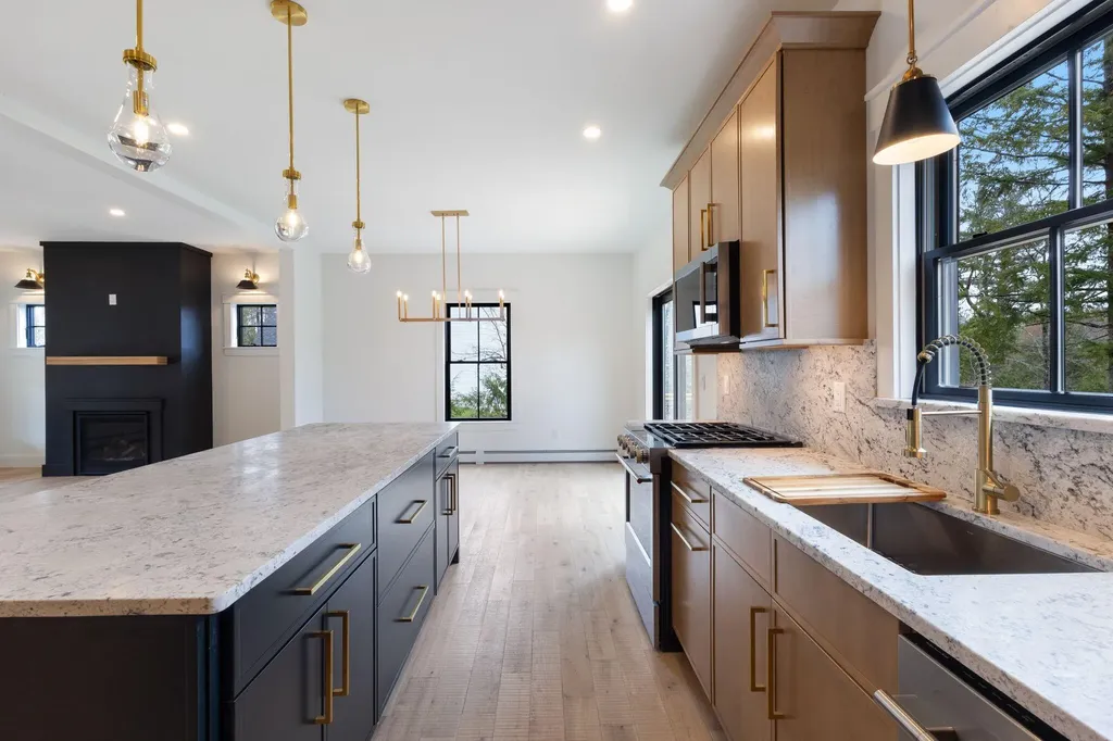 58 Woodbrey Lane Standish ME 04084