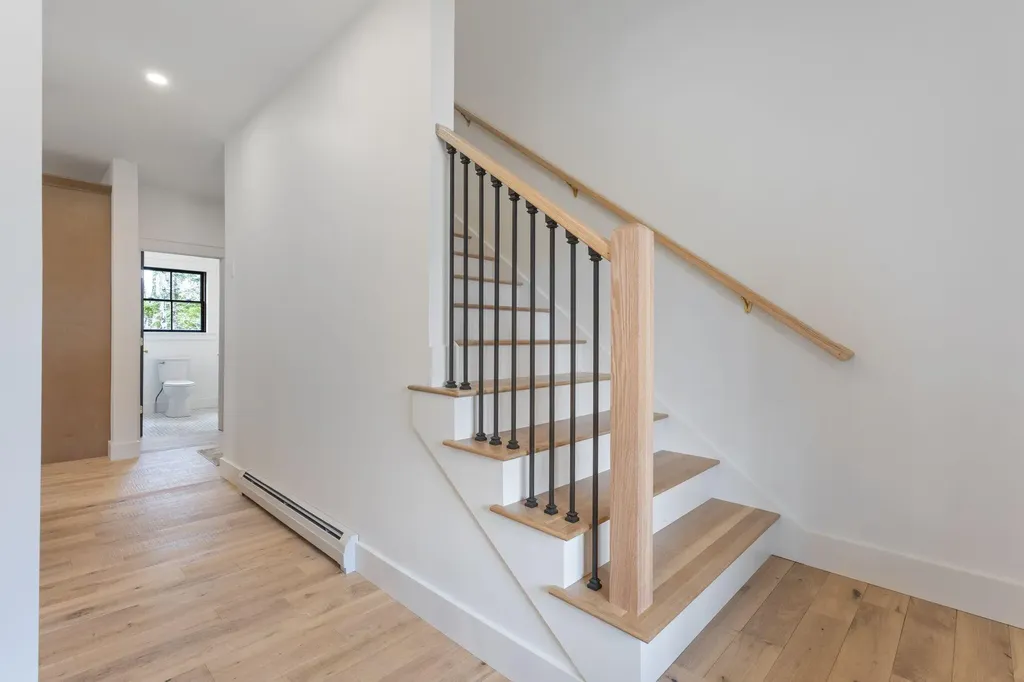 58 Woodbrey Lane Standish ME 04084