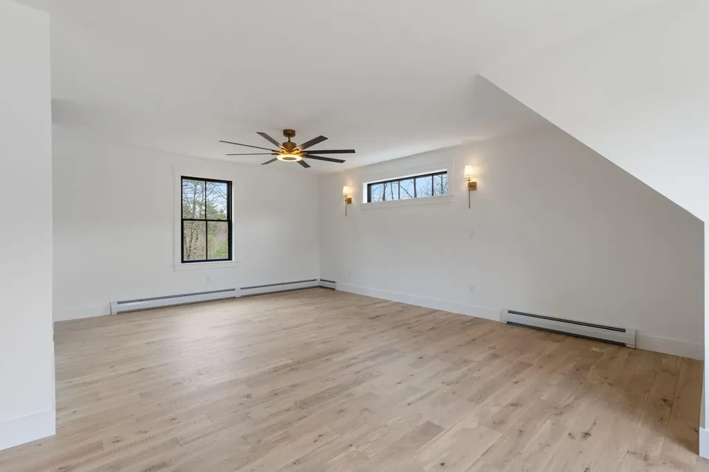 58 Woodbrey Lane Standish ME 04084