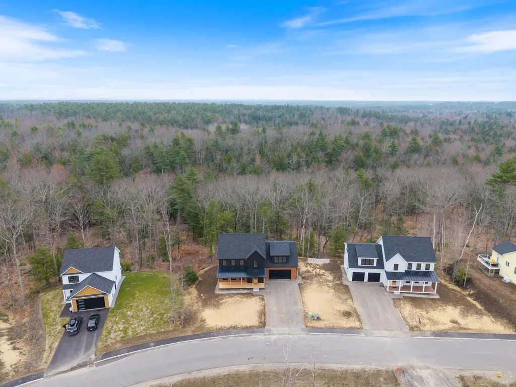 58 Woodbrey Lane Standish ME 04084