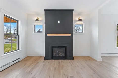 58 Woodbrey Lane Standish ME 04084