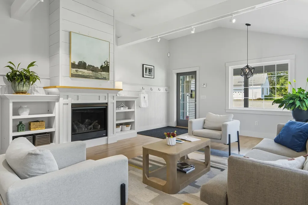Lot 6 Village Circle Brunswick ME 04011