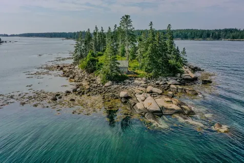 Tbd SW Burying Island Vinalhaven ME 04863