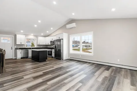 27 Callaway Drive Gray ME 04039