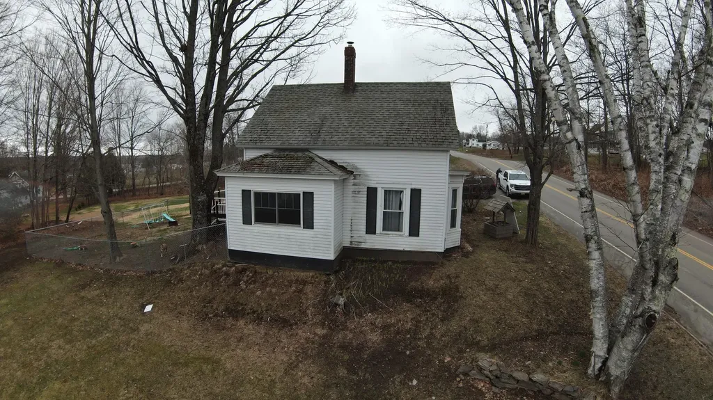 106 Main Street Dexter ME 04930