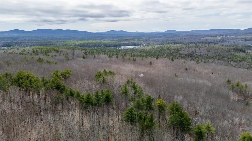 680 & 686 Beech Hill Road Northport ME 04849