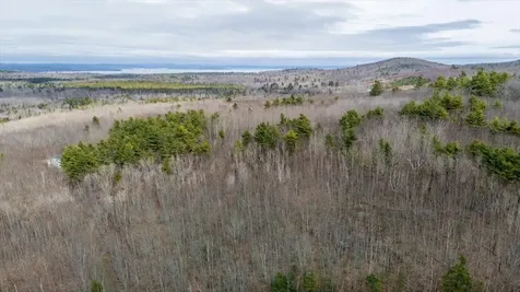 680 & 686 Beech Hill Road Northport ME 04849