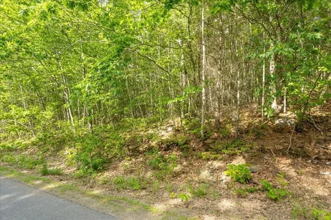 680 & 686 Beech Hill Road Northport ME 04849