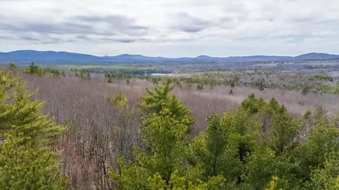 680 & 686 Beech Hill Road Northport ME 04849