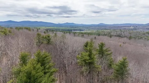 680 & 686 Beech Hill Road Northport ME 04849