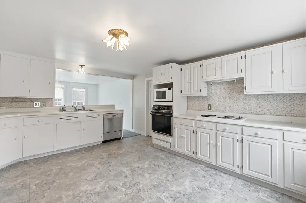 179 Covell Road Fairfield ME 04937