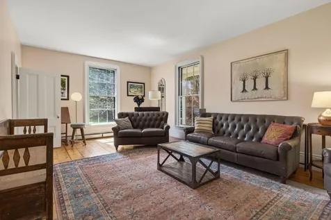 9 Fox Hall Road Falmouth ME 04105
