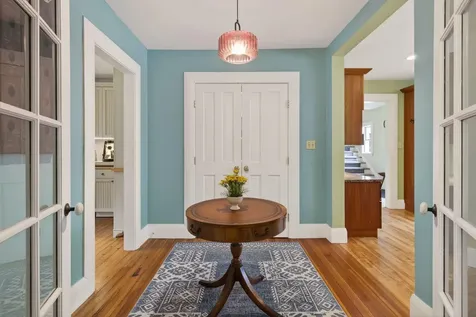 9 Fox Hall Road Falmouth ME 04105