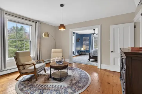 9 Fox Hall Road Falmouth ME 04105