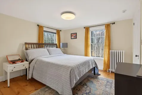 9 Fox Hall Road Falmouth ME 04105