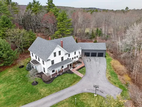 9 Fox Hall Road Falmouth ME 04105