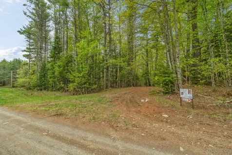 14 Beaver Ridge Road Palermo ME 04354
