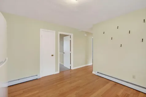 24 Summit Street Auburn ME 04210