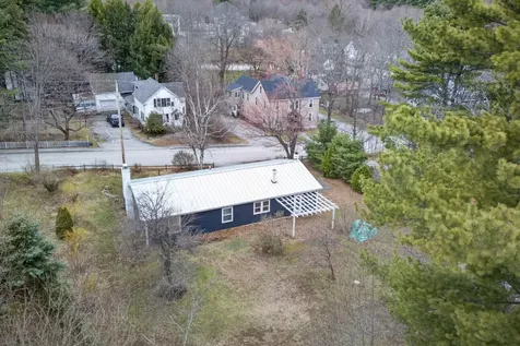 24 Summit Street Auburn ME 04210