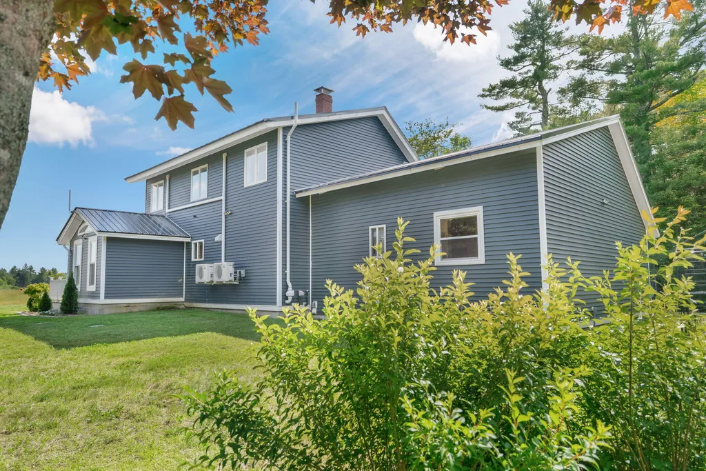 52 Wood Lane Brooks ME 04921