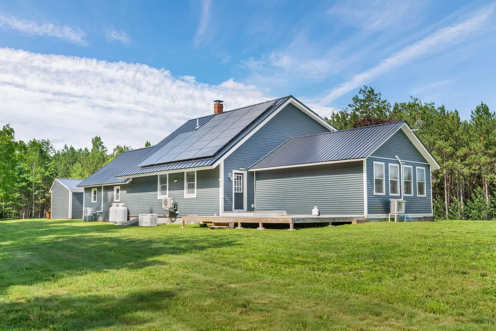 52 Wood Lane Brooks ME 04921