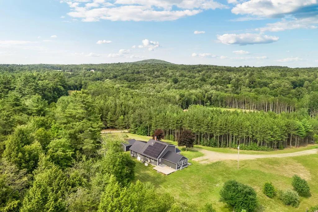 52 Wood Lane Brooks ME 04921