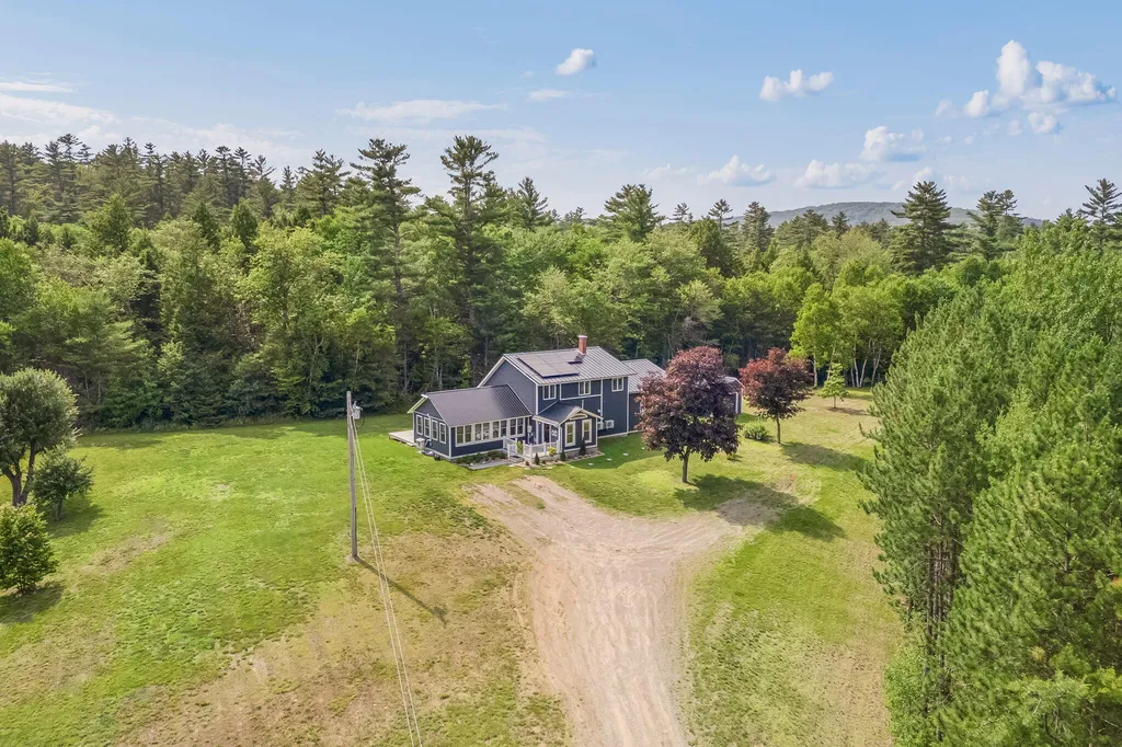 52 Wood Lane Brooks ME 04921