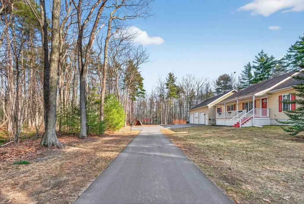 10 Wildberry Lane Saco ME 04072