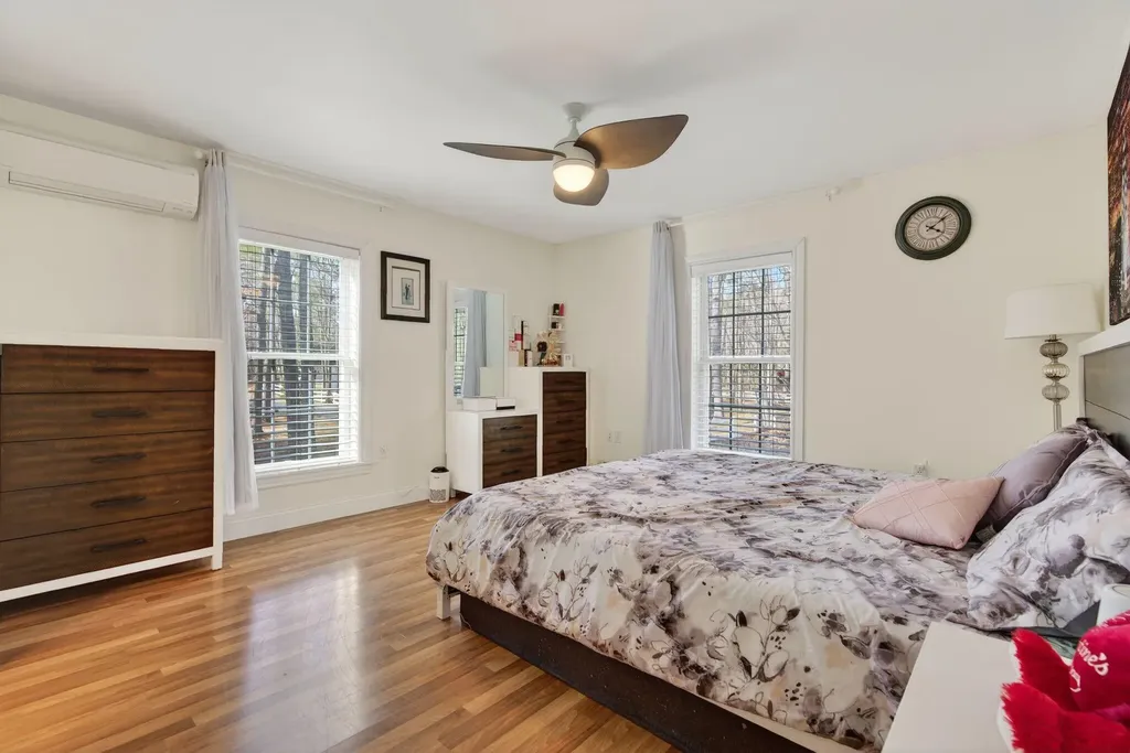 10 Wildberry Lane Saco ME 04072