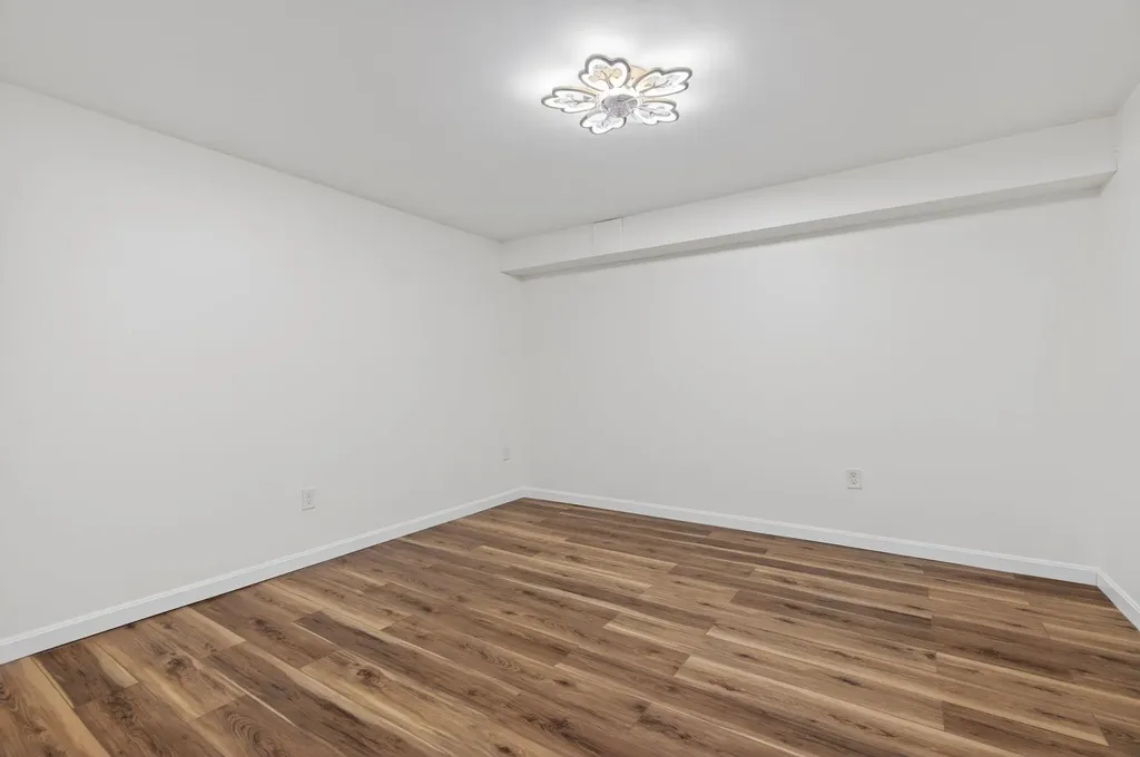 10 Wildberry Lane Saco ME 04072