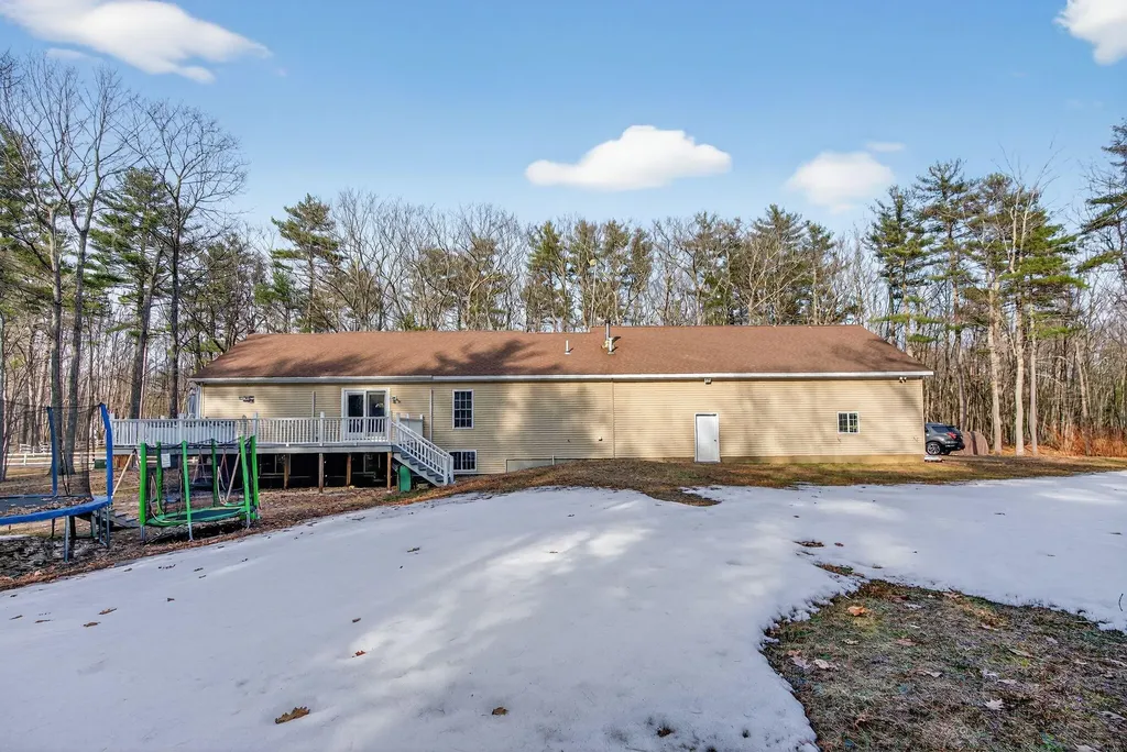 10 Wildberry Lane Saco ME 04072