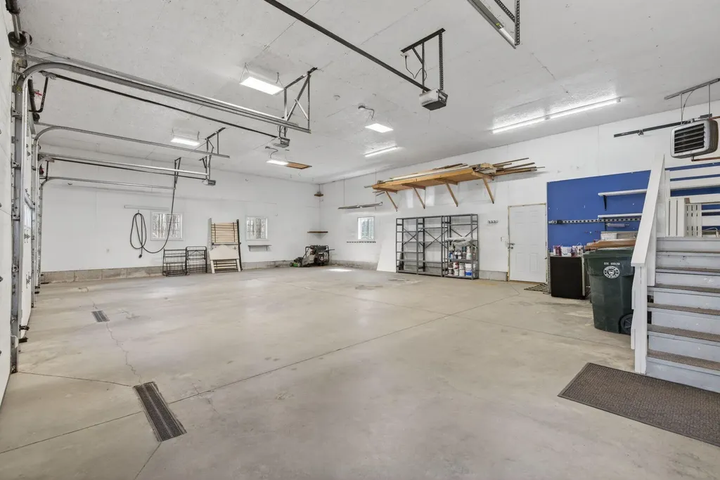 10 Wildberry Lane Saco ME 04072