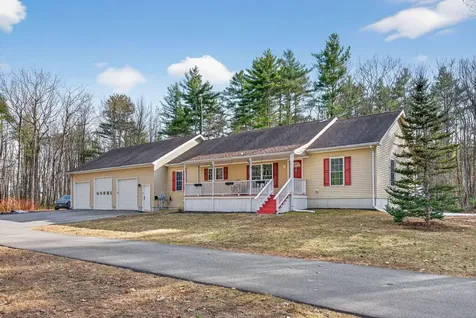10 Wildberry Lane Saco ME 04072