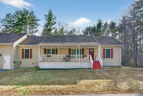 10 Wildberry Lane Saco ME 04072